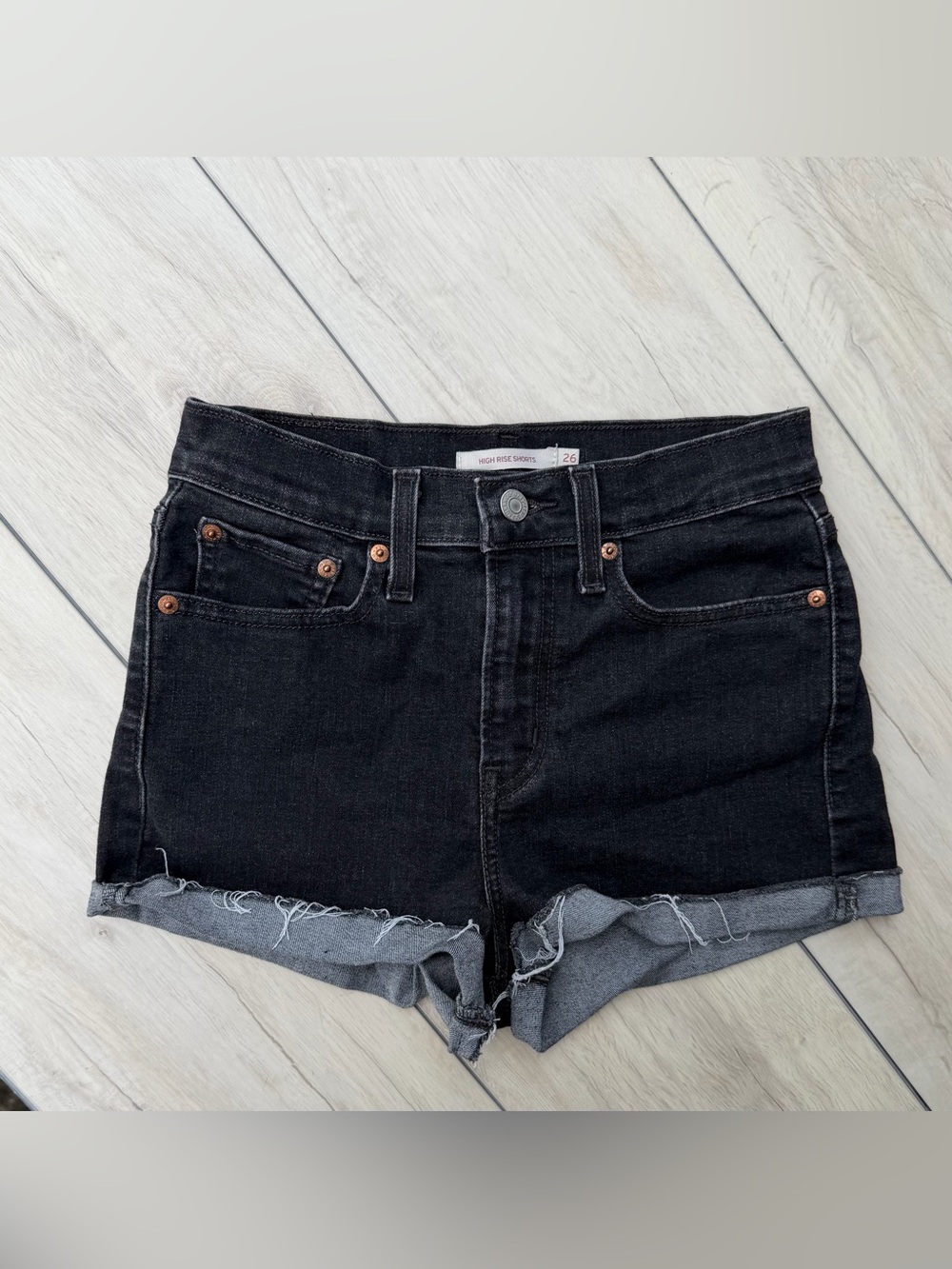 Levi’s Classic Washed Black High Rise Cut Off Denim Shorts 26 Boho Festival NWOT